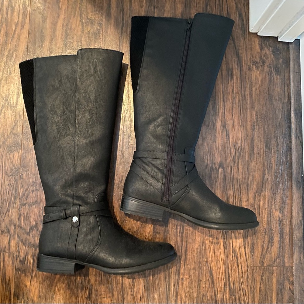 Women's Black Knee-High Heeled Boots